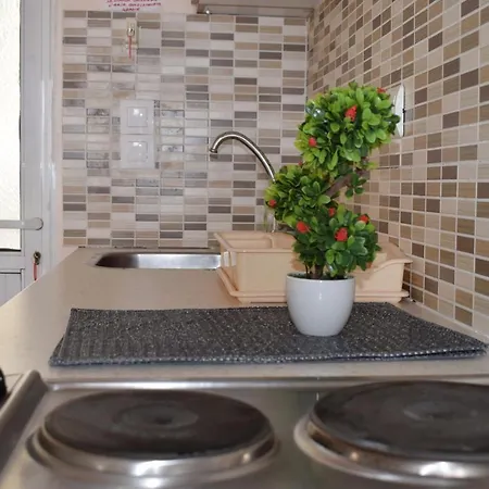 Paradise Lejlighedshotel Mparmpati