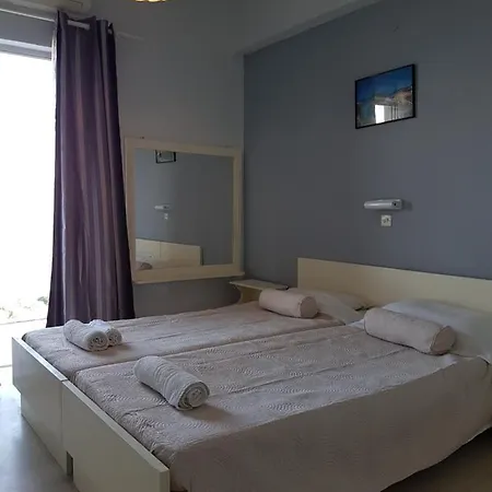 Lejlighedshotel Paradise Mparmpati