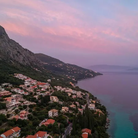 Lejlighedshotel Paradise 3*